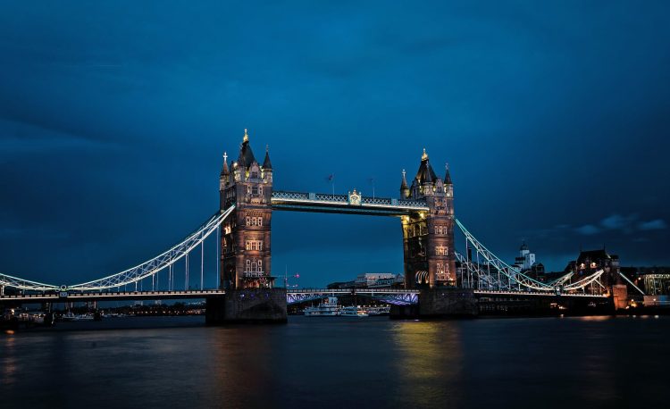 tower bridge