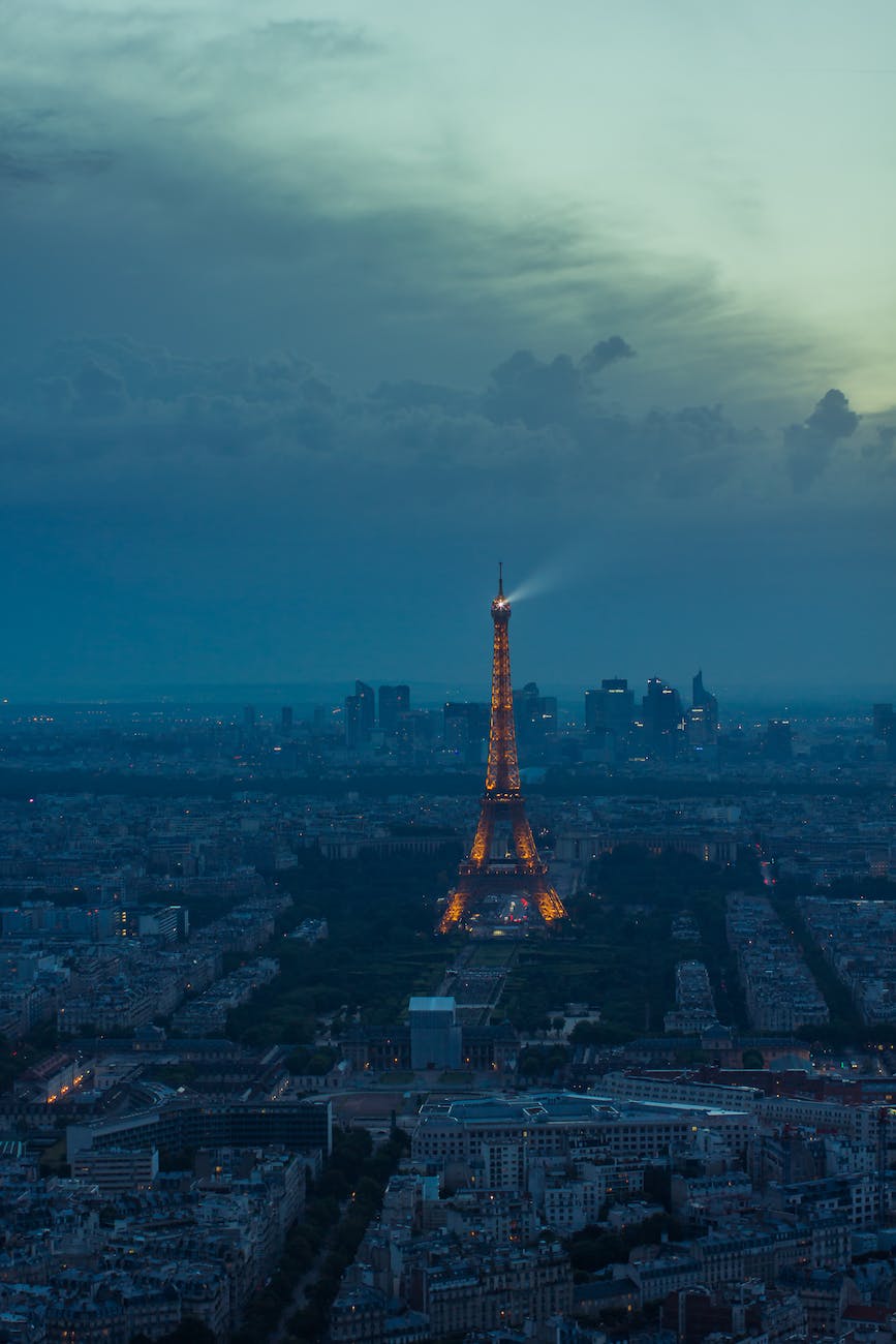 eiffel tower paris