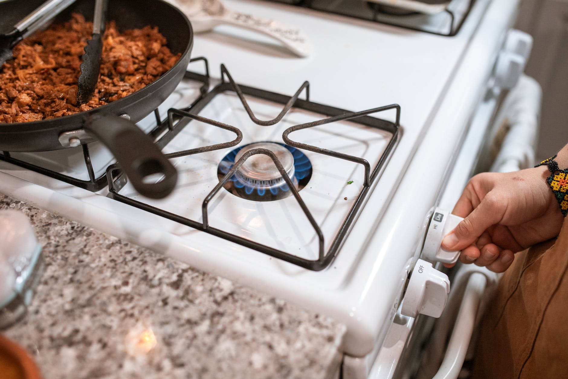 white and black gas stove