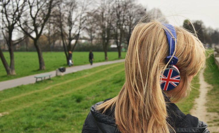 audio england great britain headphone
